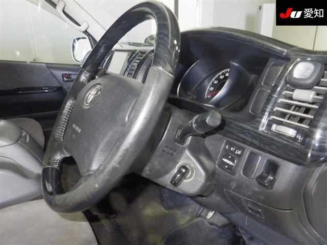 TOYOTA REGIUS ACE
