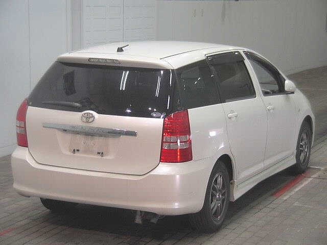 TOYOTA WISH