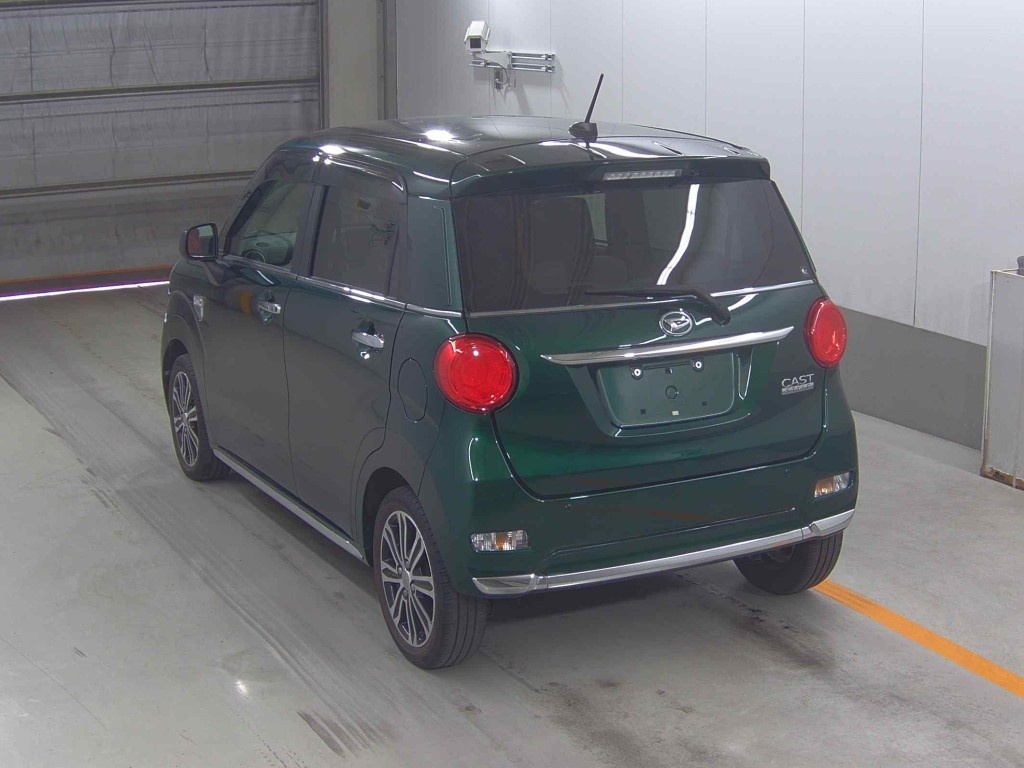 DAIHATSU CAST
