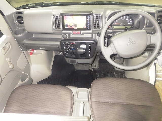 MITSUBISHI MINICAB