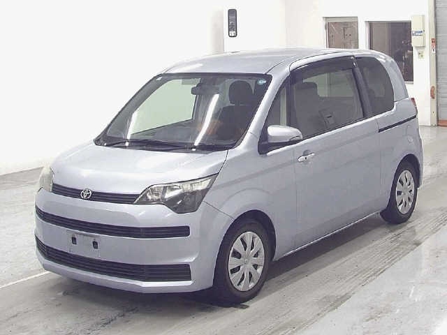 TOYOTA SPADE