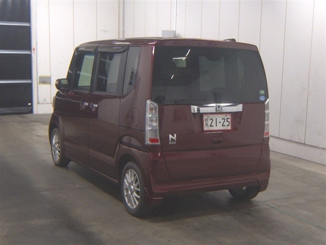 HONDA N-BOX