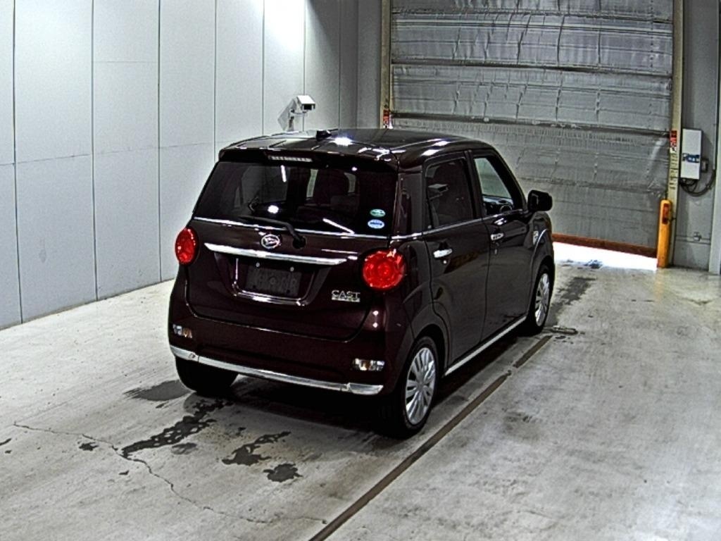 DAIHATSU CAST