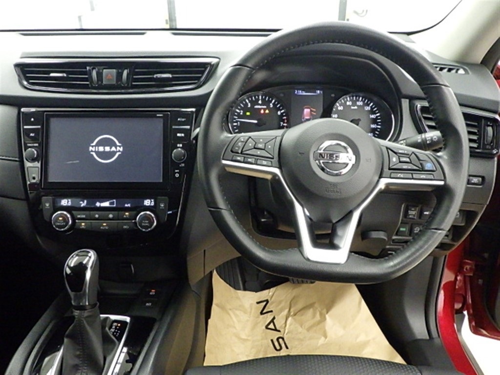 NISSAN X-TRAIL