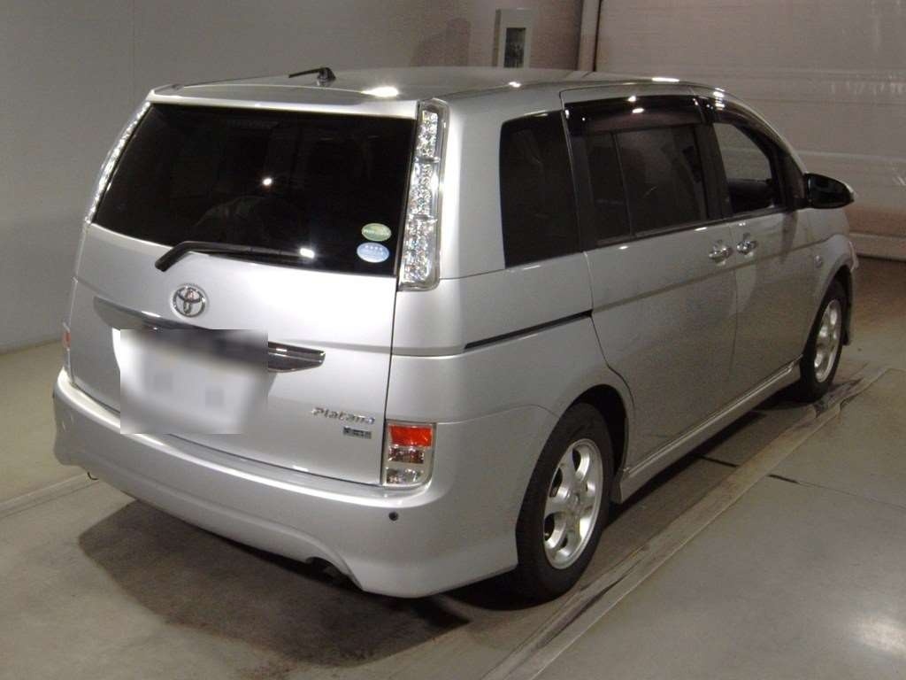 TOYOTA ISIS