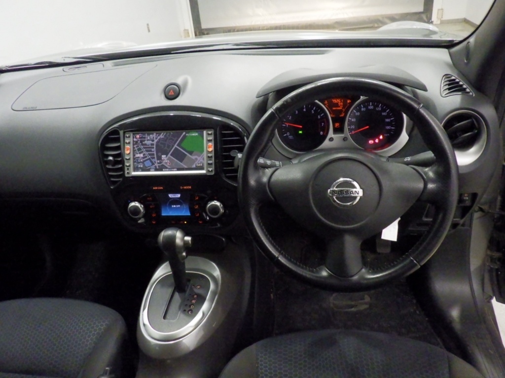 NISSAN JUKE