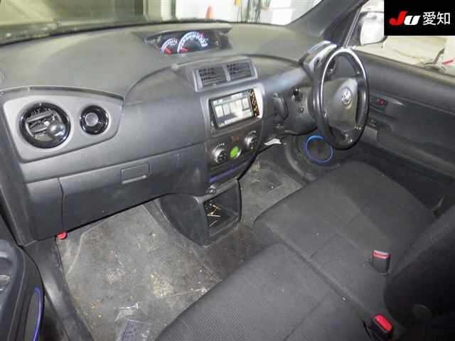 TOYOTA BB