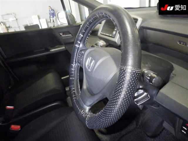HONDA FREED SPIKE