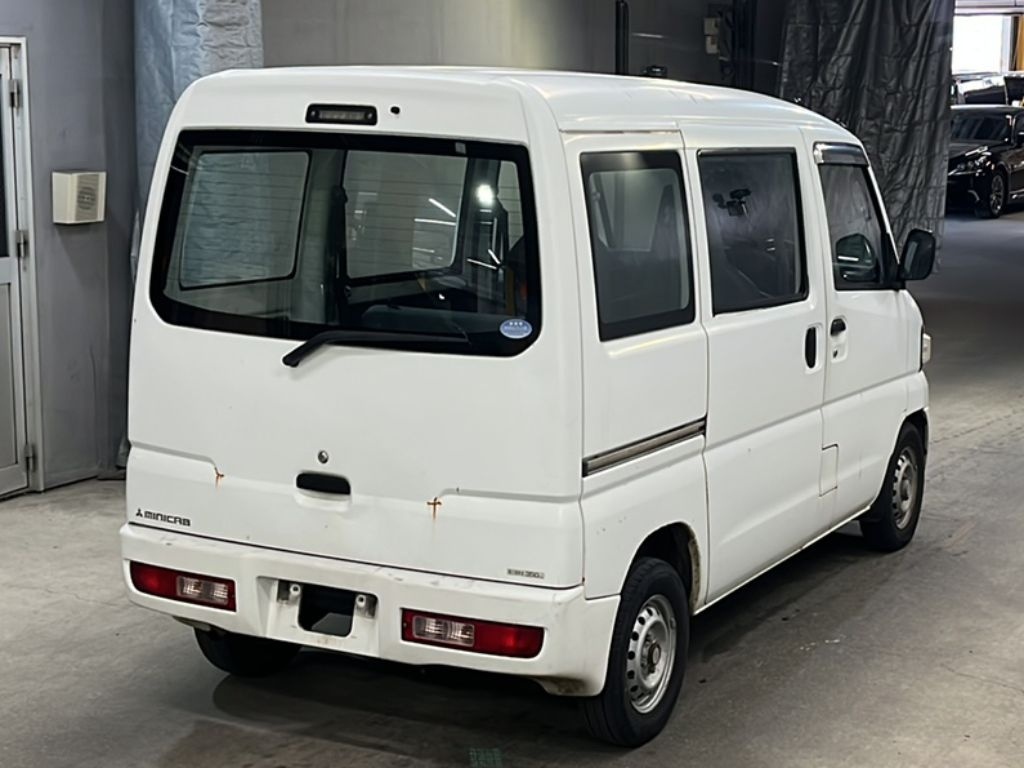 MITSUBISHI MINICAB