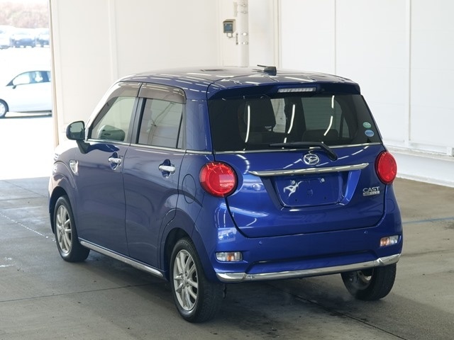 DAIHATSU CAST