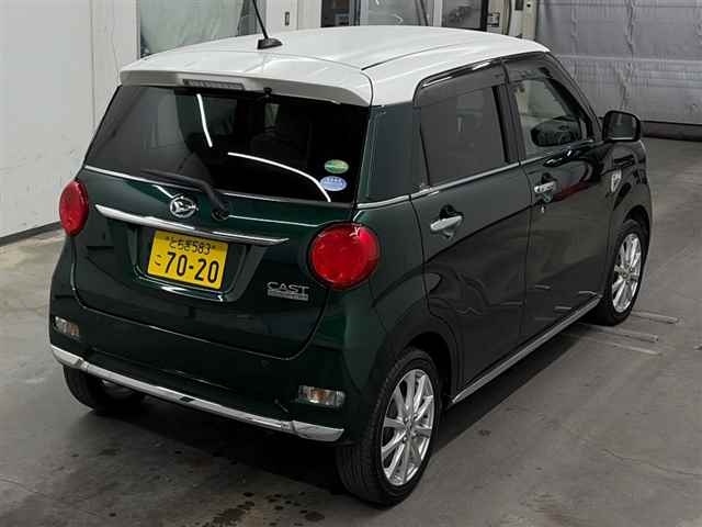 DAIHATSU CAST