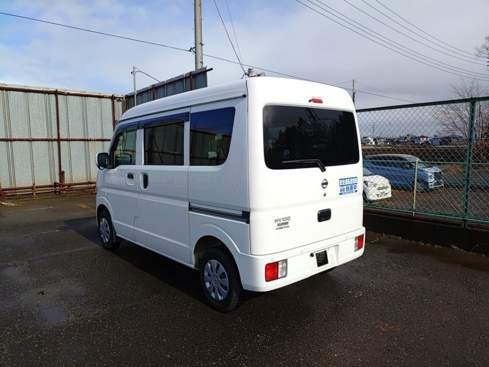 NISSAN NV100 CLIPPER