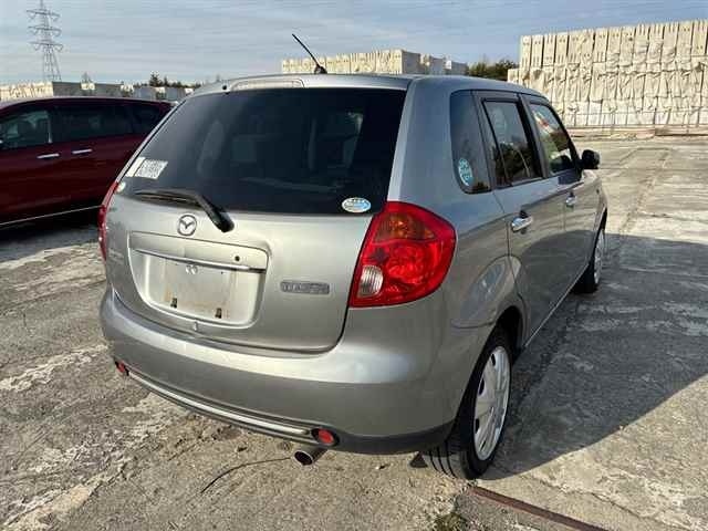 MAZDA VERISA