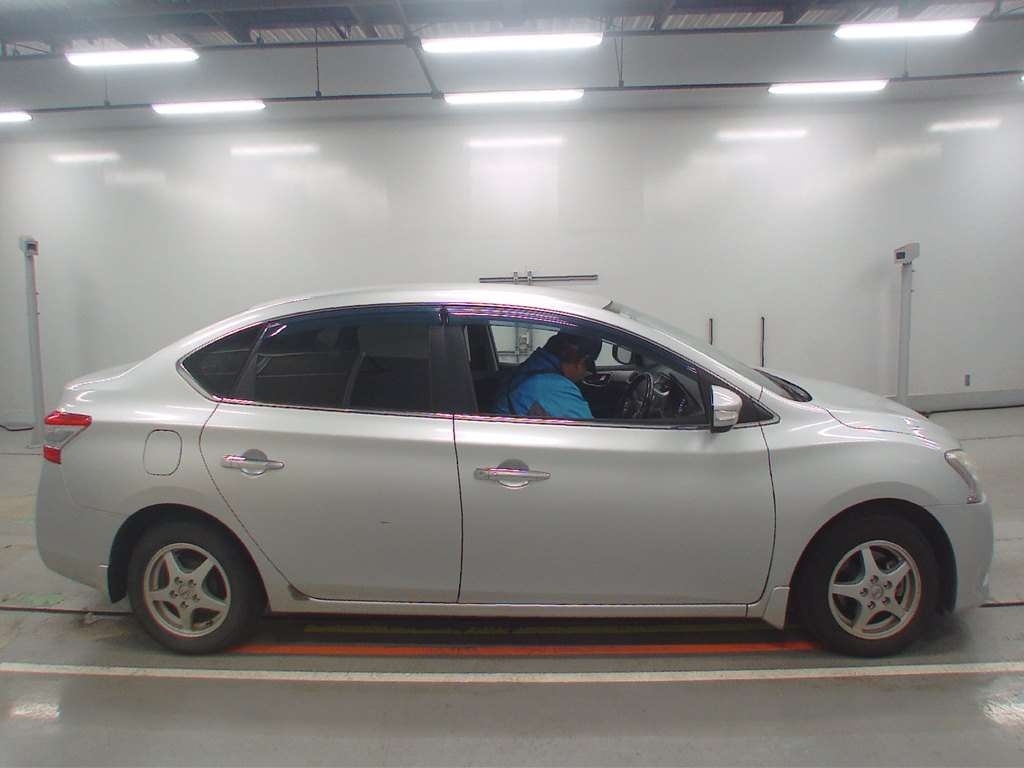 NISSAN SYLPHY