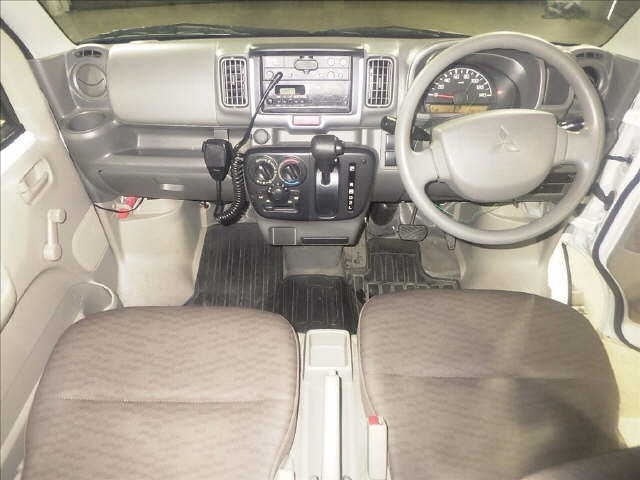 MITSUBISHI MINICAB
