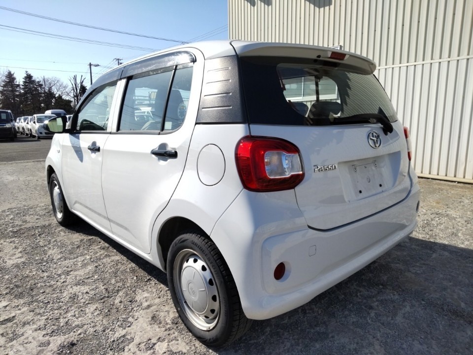 TOYOTA PASSO