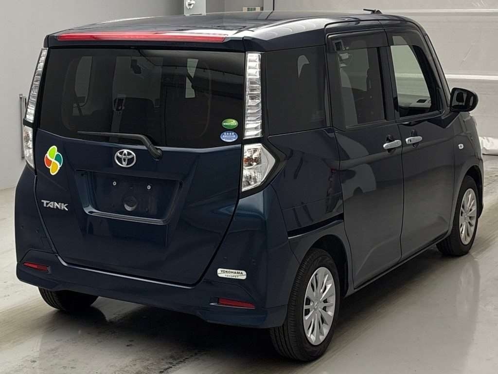 TOYOTA TANK