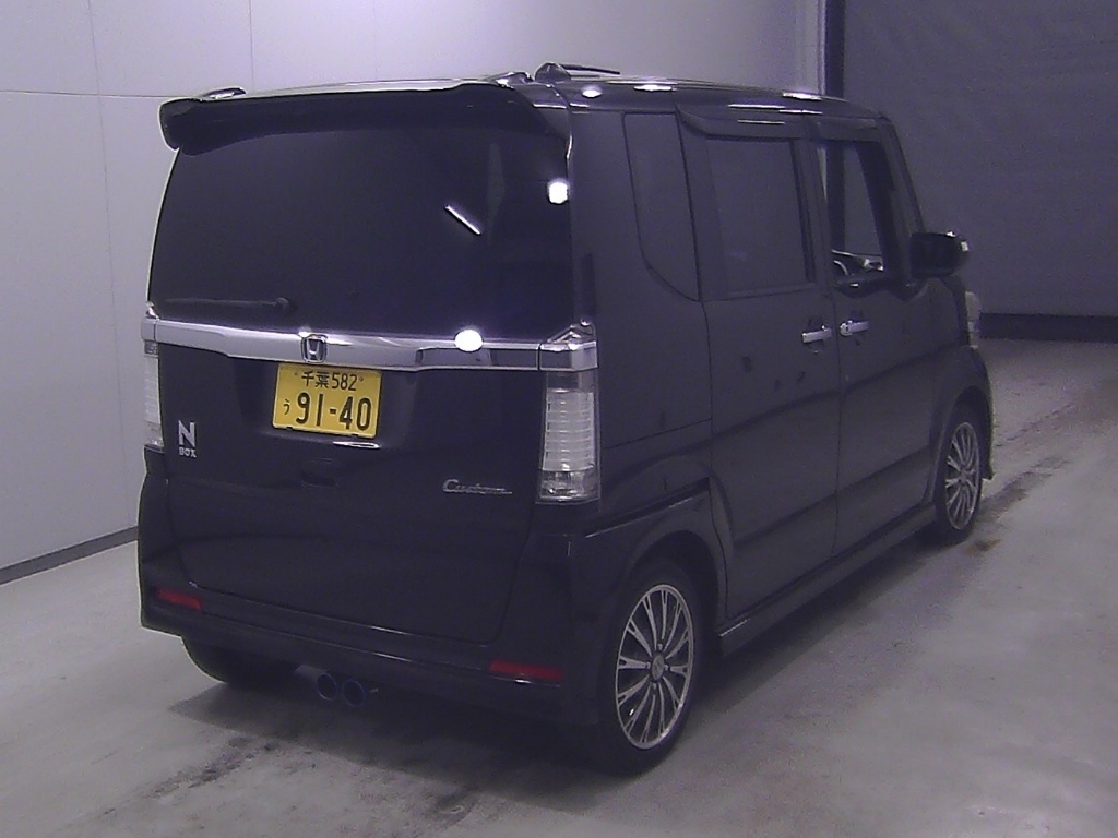HONDA N-BOX