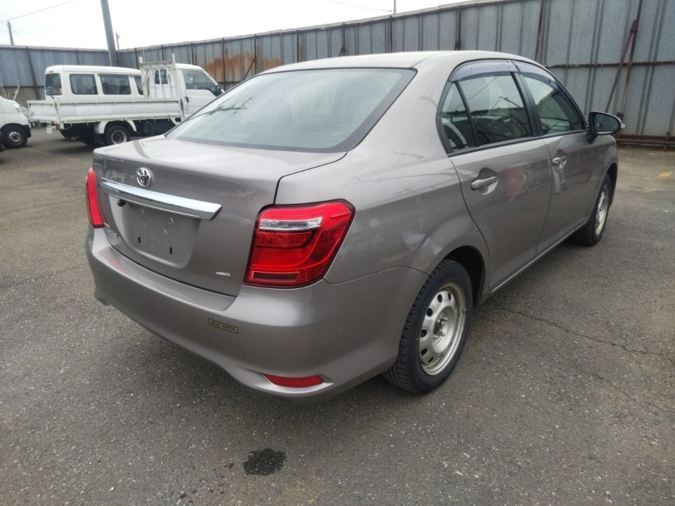 TOYOTA COROLLA AXIO