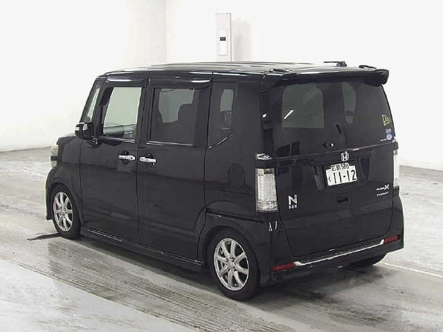 HONDA N-BOX