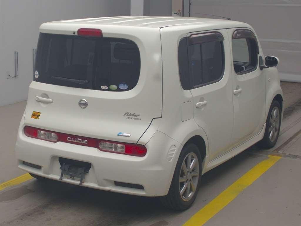 NISSAN CUBE
