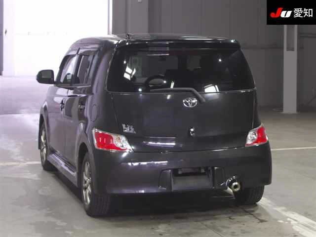 TOYOTA BB