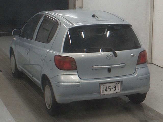 TOYOTA VITZ