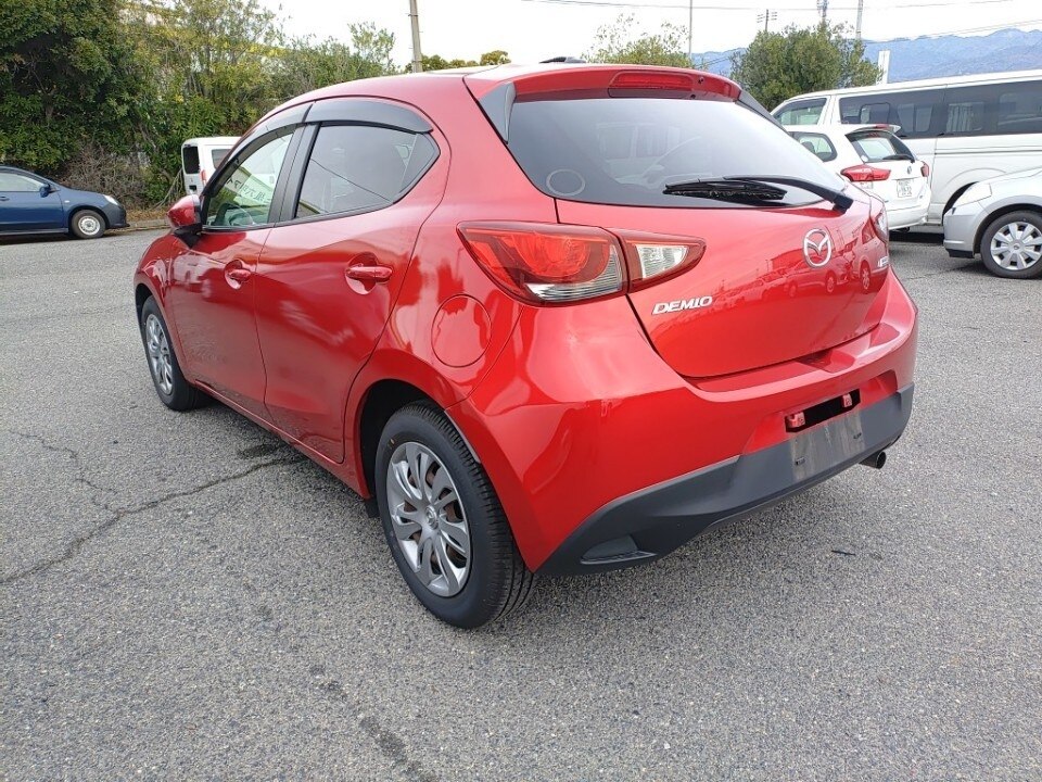 MAZDA DEMIO
