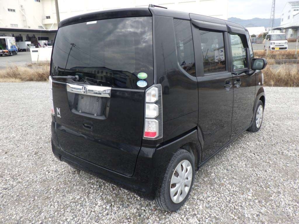HONDA N-BOX