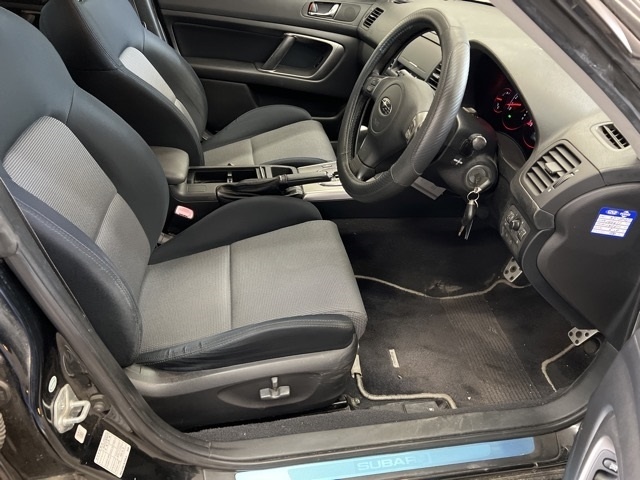 SUBARU LEGACY