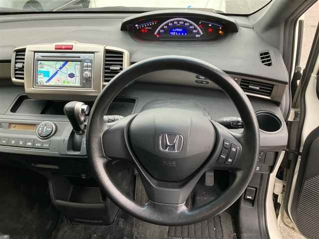 HONDA FREED SPIKE