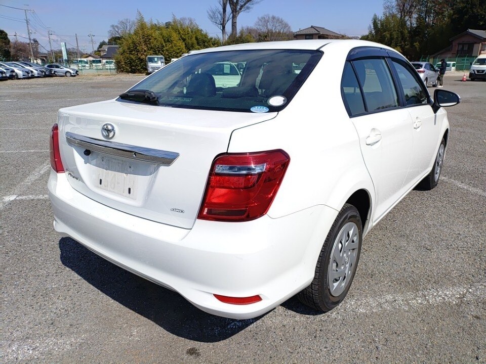 TOYOTA COROLLA AXIO
