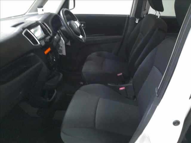 MITSUBISHI DELICA D:2