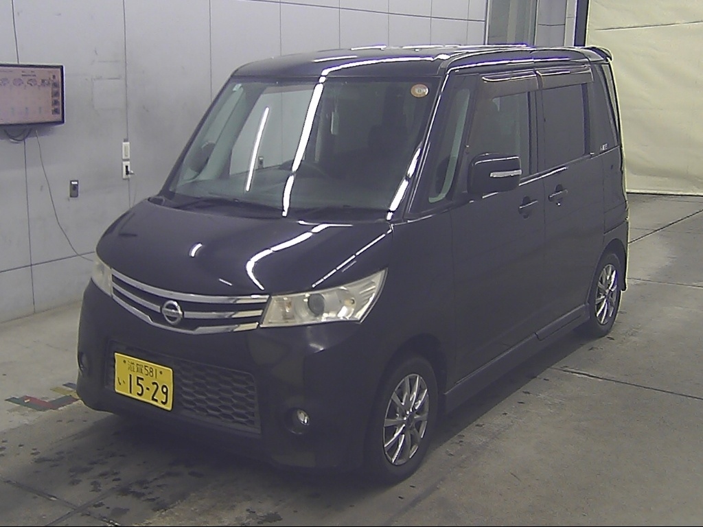 NISSAN ROOX