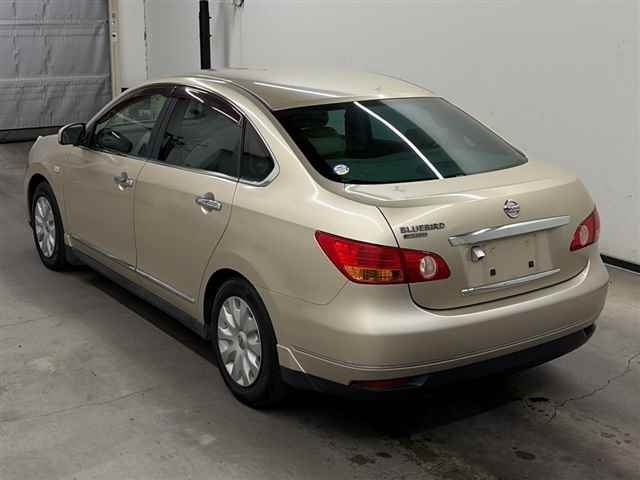 NISSAN BLUEBIRD SYLPHY