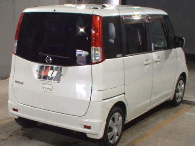 NISSAN ROOX