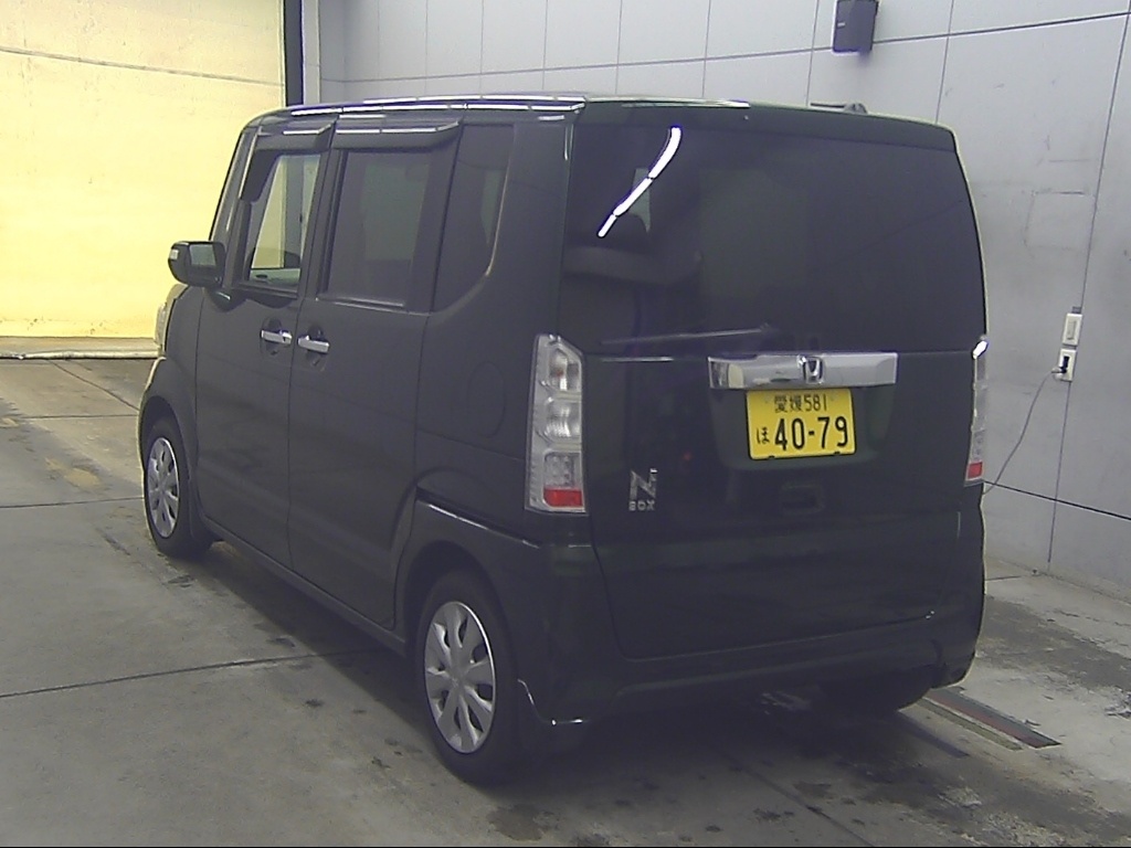 HONDA N-BOX