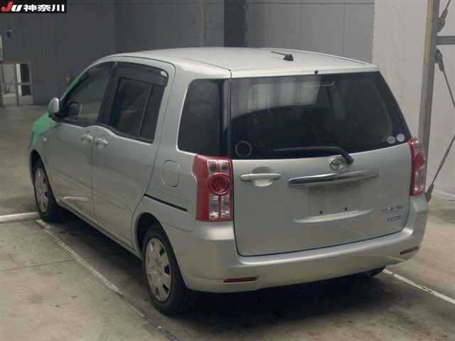TOYOTA RAUM
