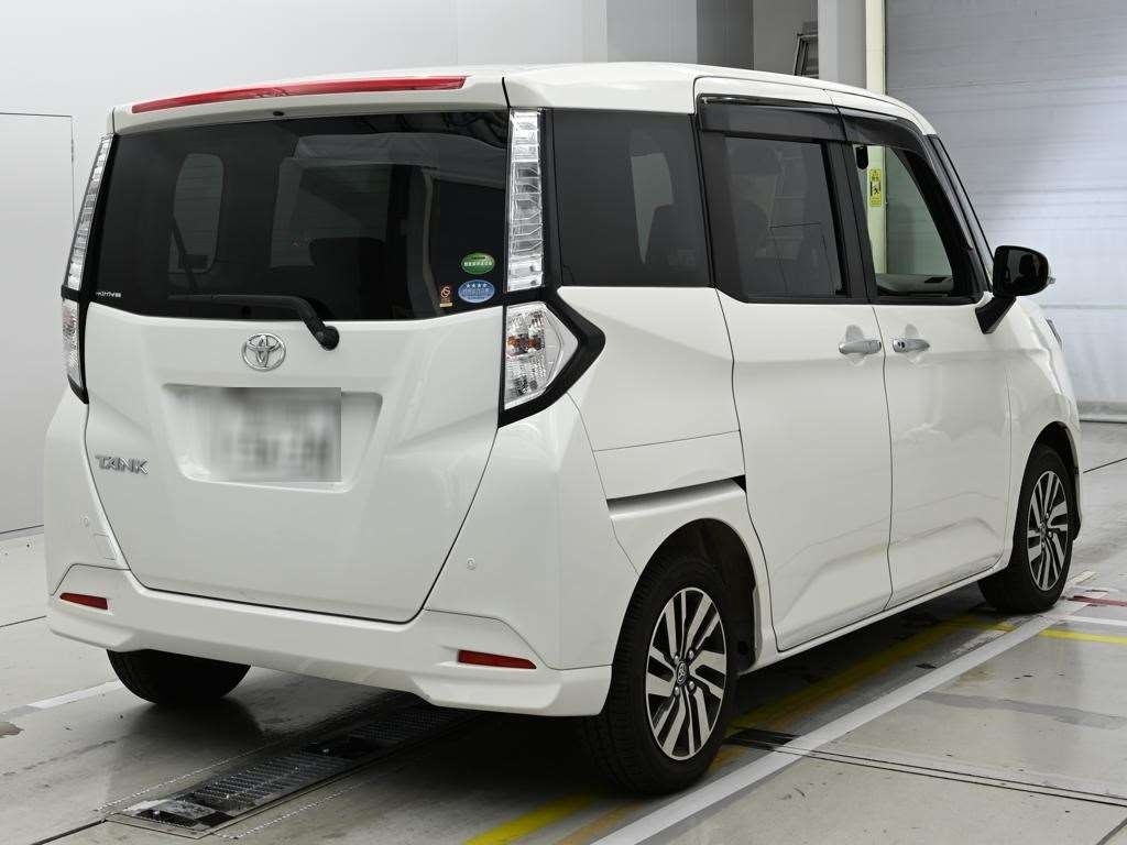 TOYOTA TANK