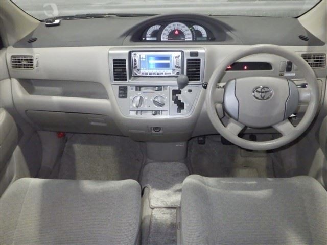 TOYOTA RAUM