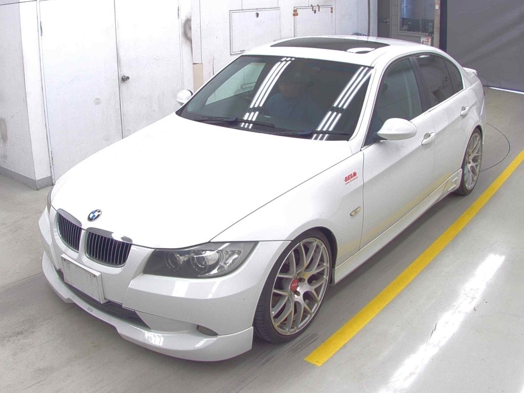 BMW 3-SERIES