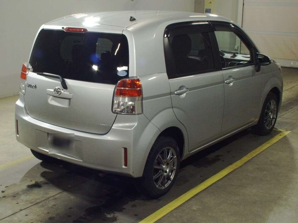 TOYOTA SPADE