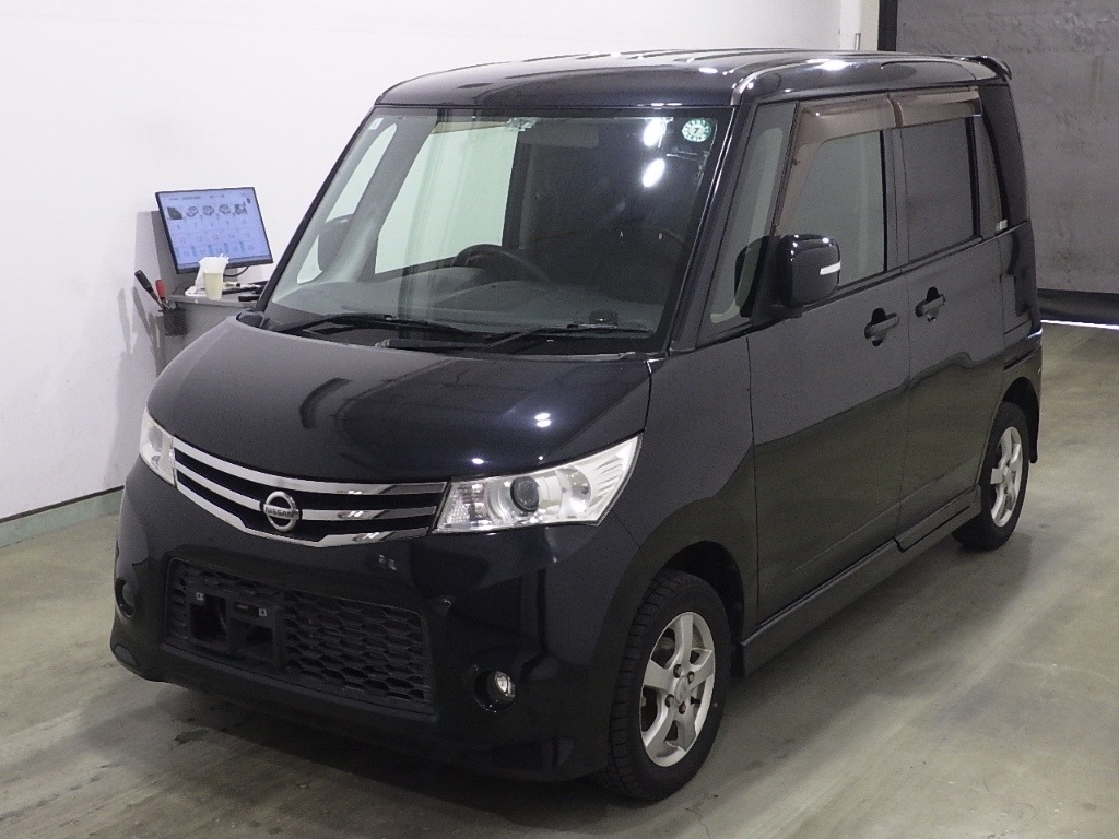 NISSAN ROOX