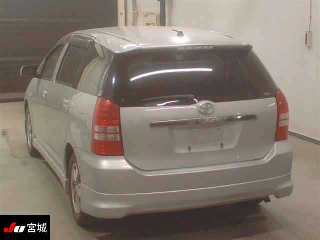 TOYOTA WISH