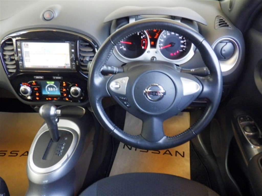 NISSAN JUKE