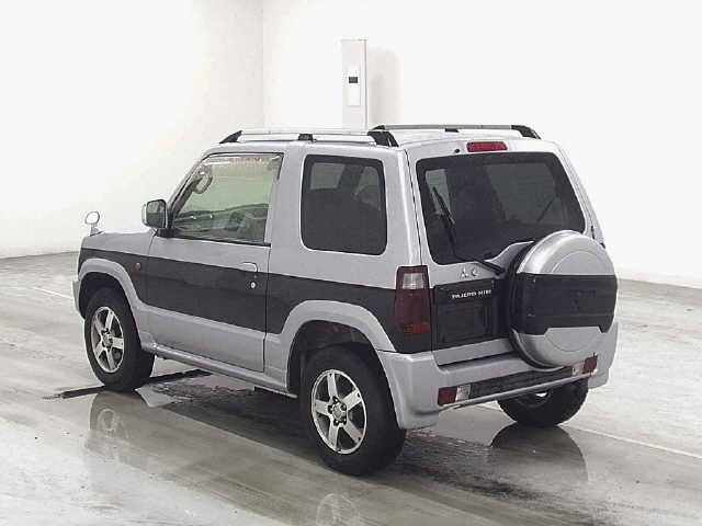 MITSUBISHI PAJERO MINI