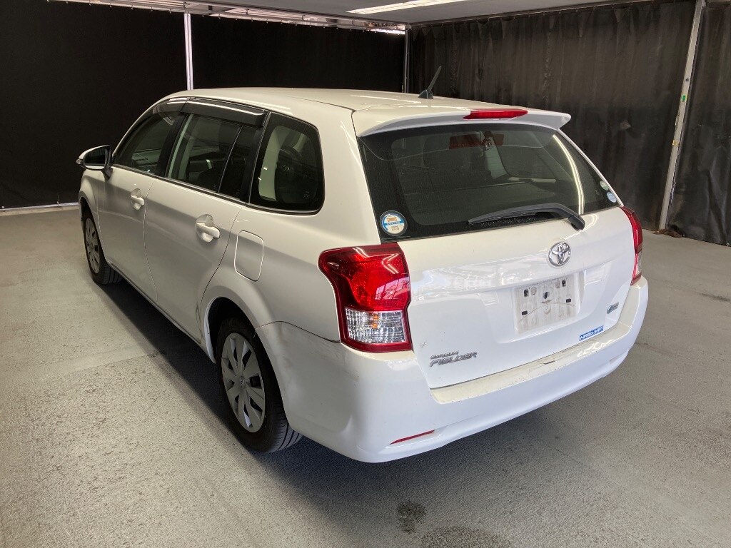TOYOTA COROLLA FIELDER