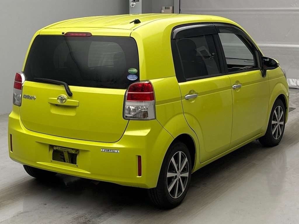 TOYOTA SPADE