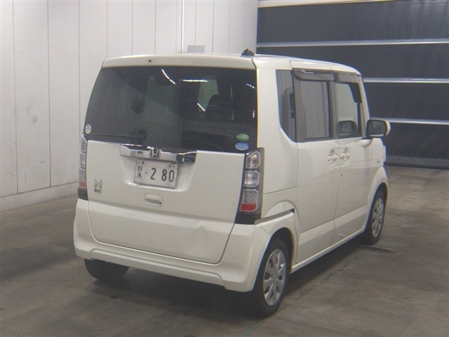 HONDA N-BOX