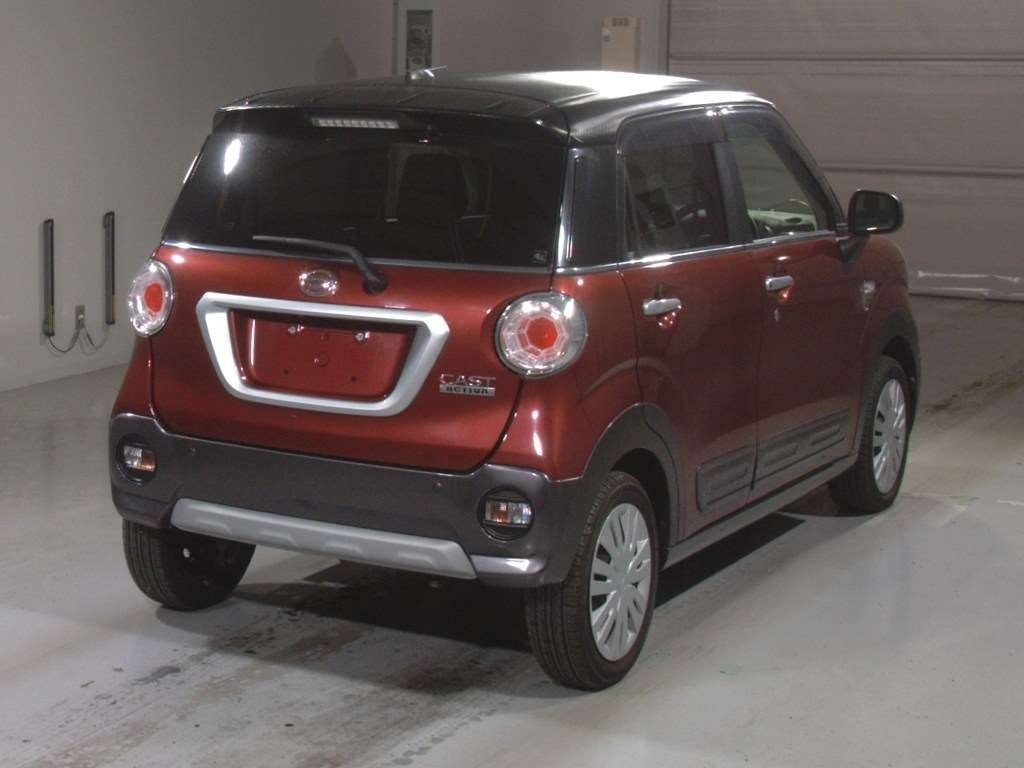 DAIHATSU CAST